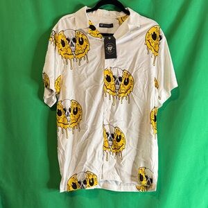 RF Brand MFG melting smiley face and skull shirt NWT men’s medium
